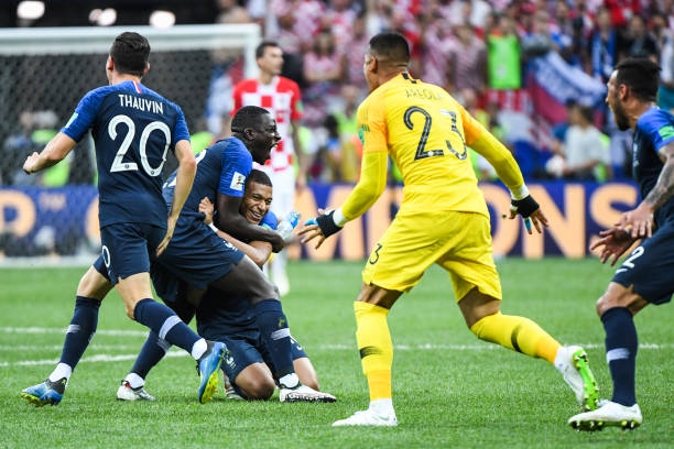 着同龄人少 着同龄人少